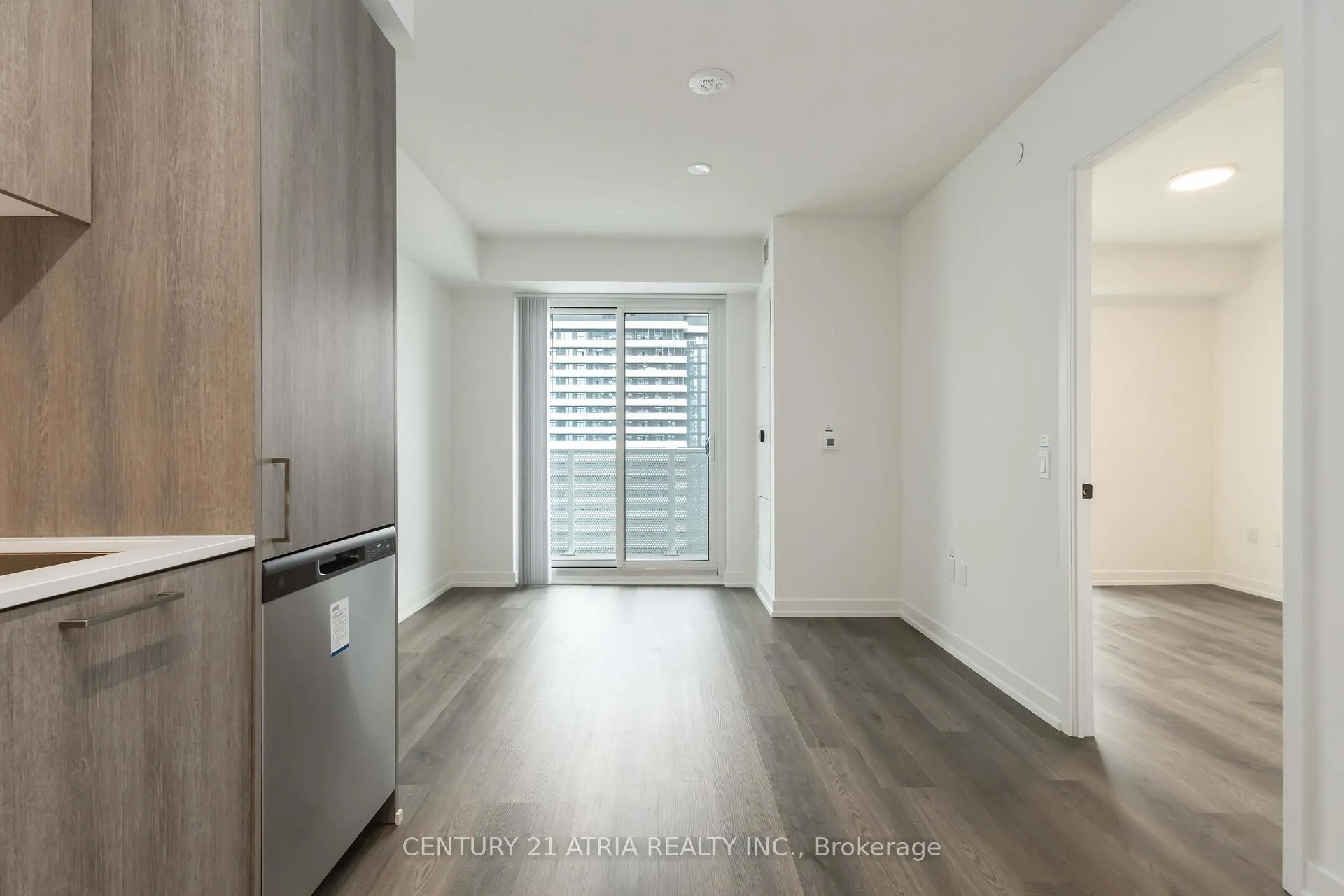 Photo 8 of Unit 4002, 195 Commerce Street, Vaughan, Vaughan Corporate Centre — HOMEH