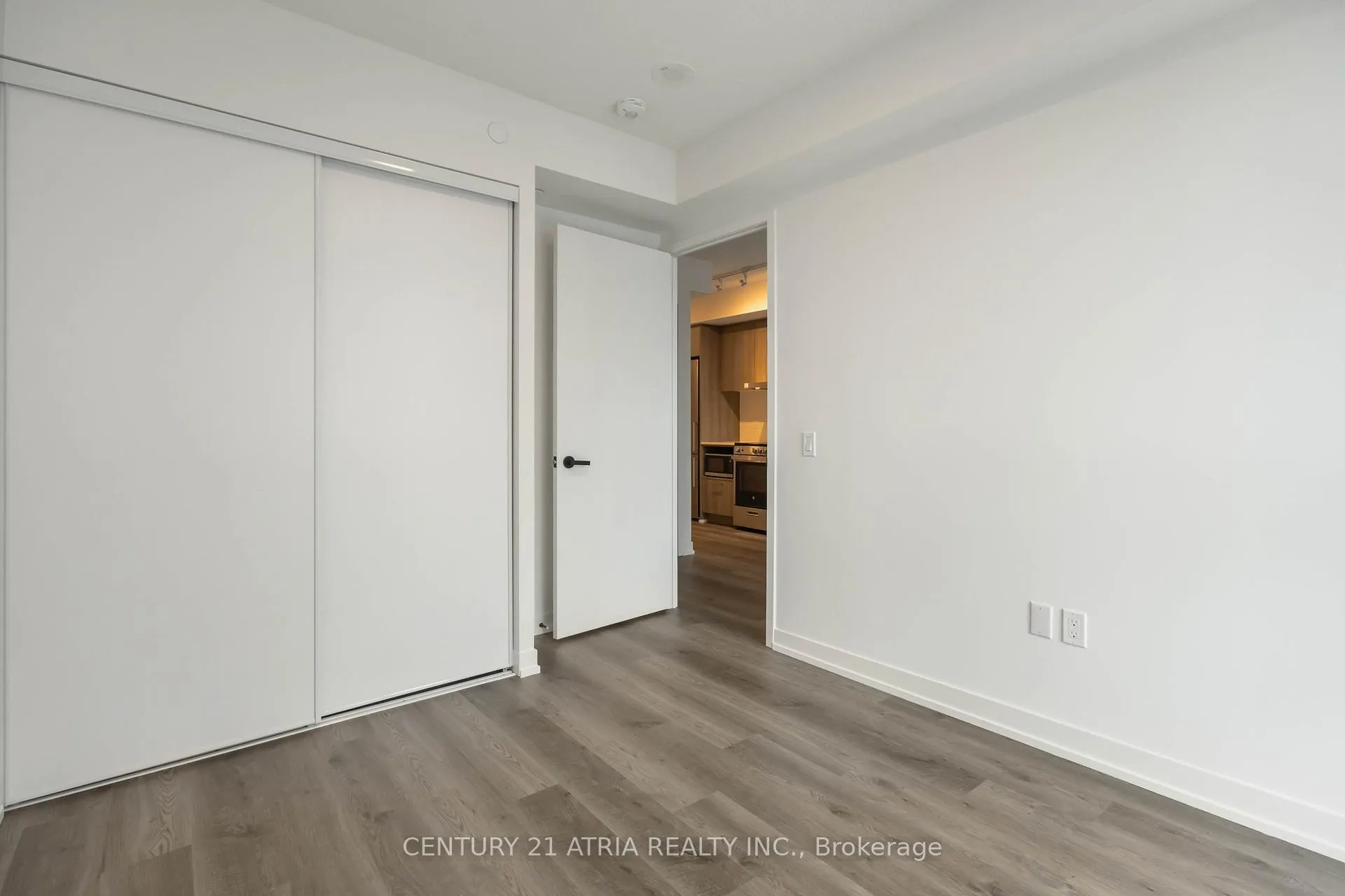 Photo 18 of Unit 4002, 195 Commerce Street, Vaughan, Vaughan Corporate Centre — HOMEH