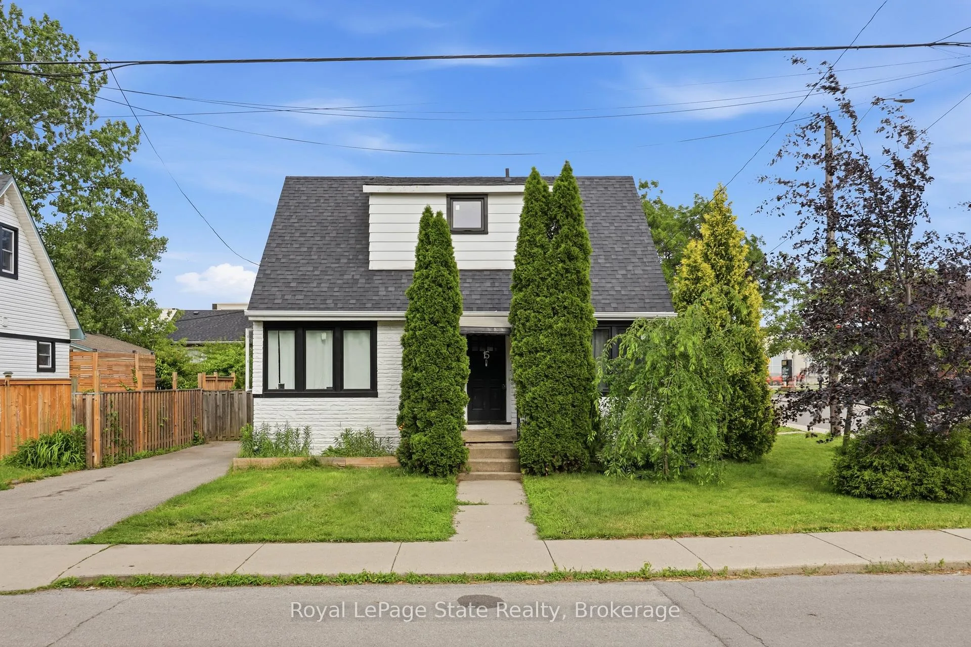 Photo 23 of 15 West 1st Street, Hamilton, Bonnington — HOMEH