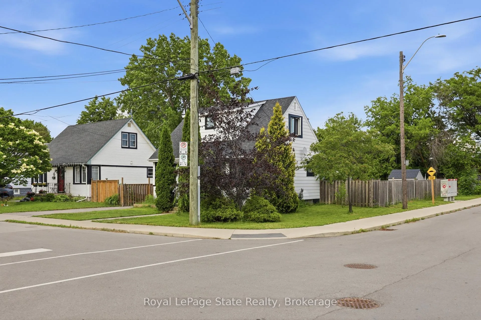 Photo 25 of 15 West 1st Street, Hamilton, Bonnington — HOMEH