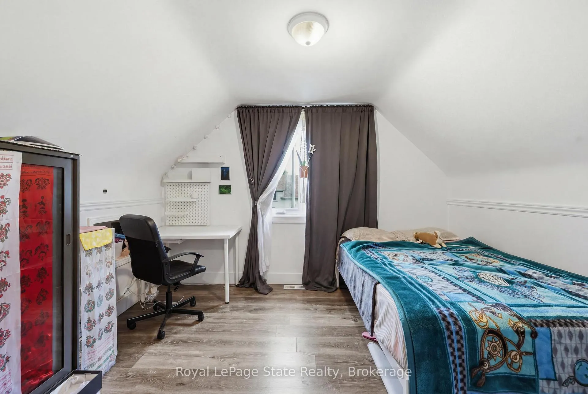 Photo 48 of 15 West 1st Street, Hamilton, Bonnington — HOMEH