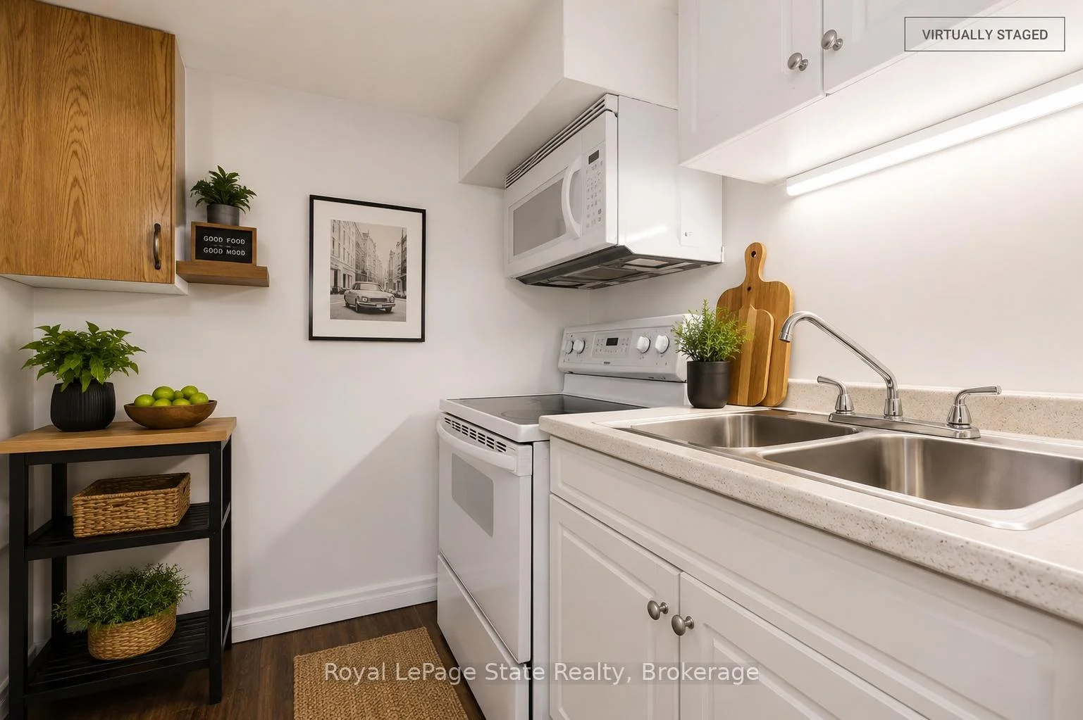 Photo 15 of 15 West 1st Street, Hamilton, Bonnington — HOMEH