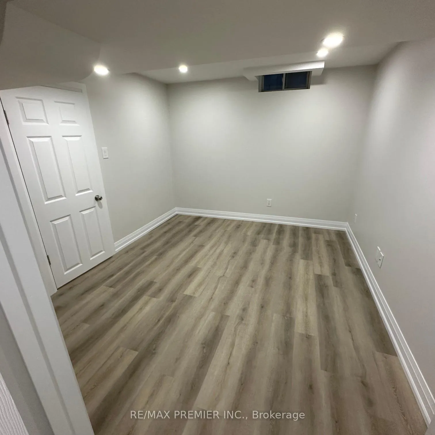 Photo 8 of Unit Basement, 10 Ancon Road, Vaughan, Vellore Village — HOMEH