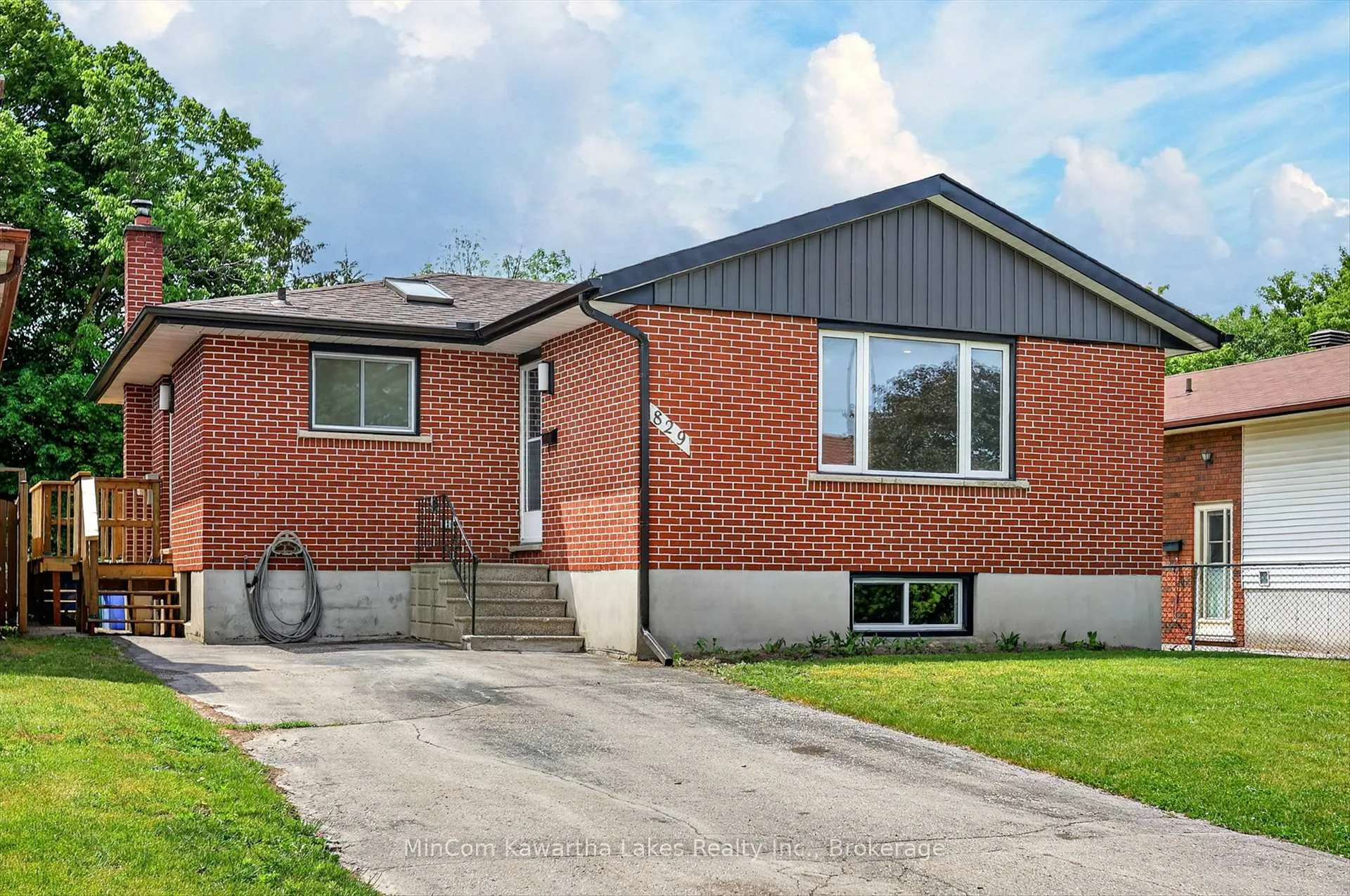 Photo 1 of 829 Orpington Road, Peterborough, Otonabee Ward 1 — HOMEH
