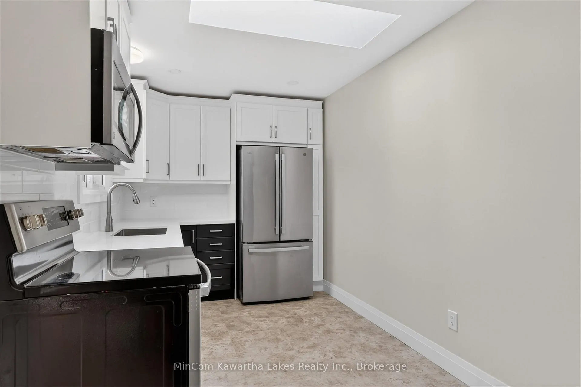 Photo 10 of 829 Orpington Road, Peterborough, Otonabee Ward 1 — HOMEH