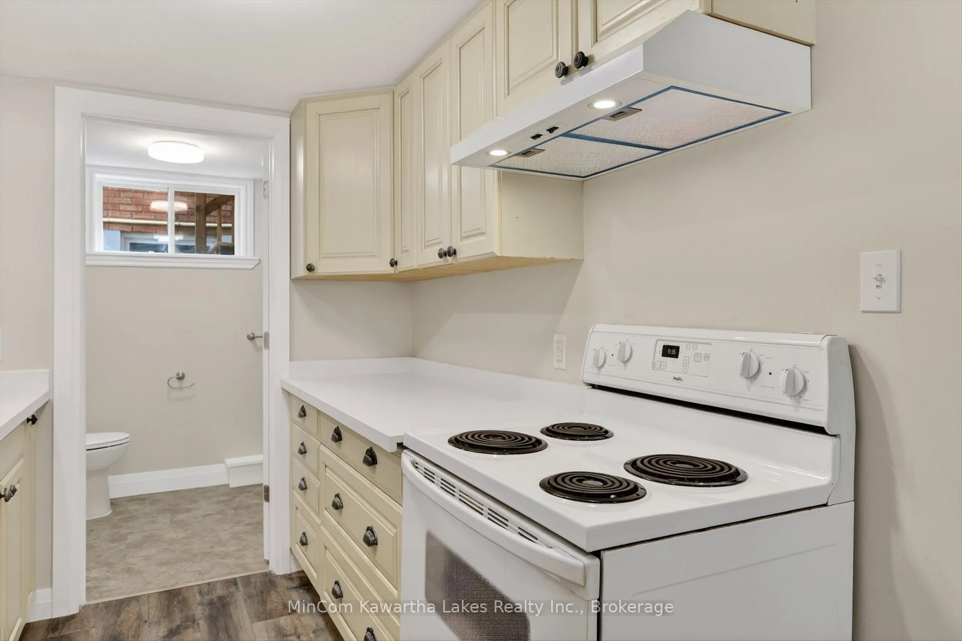 Photo 26 of 829 Orpington Road, Peterborough, Otonabee Ward 1 — HOMEH