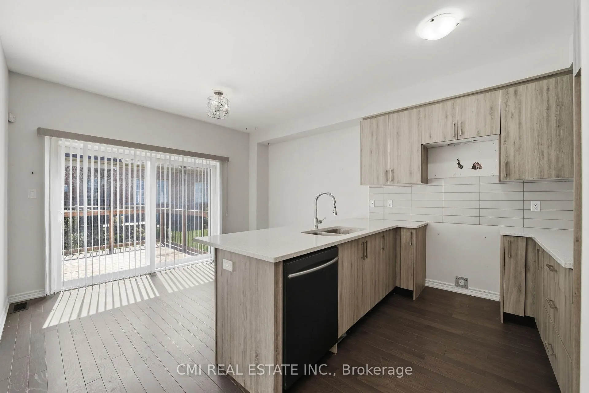 Photo 8 of Unit 83, 56 Seedhouse Road, Brampton, Sandringham-Wellington — HOMEH