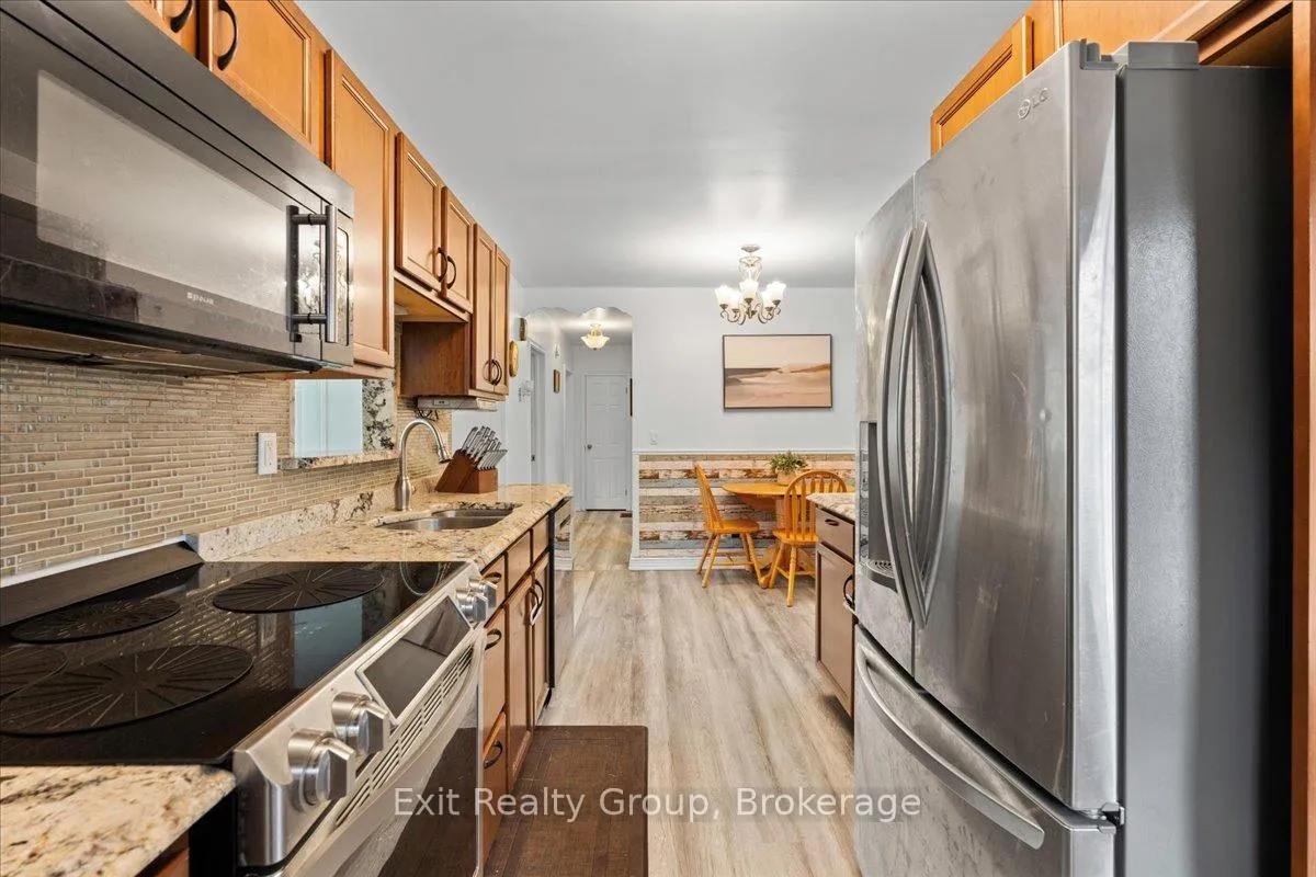 Photo 5 of 29 Barry Road, Quinte West, Murray Ward — HOMEH