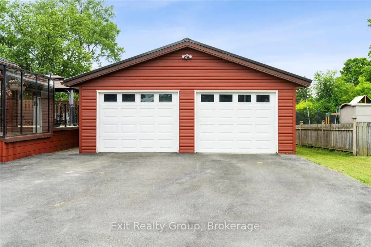 Photo 34 of 29 Barry Road, Quinte West, Murray Ward — HOMEH
