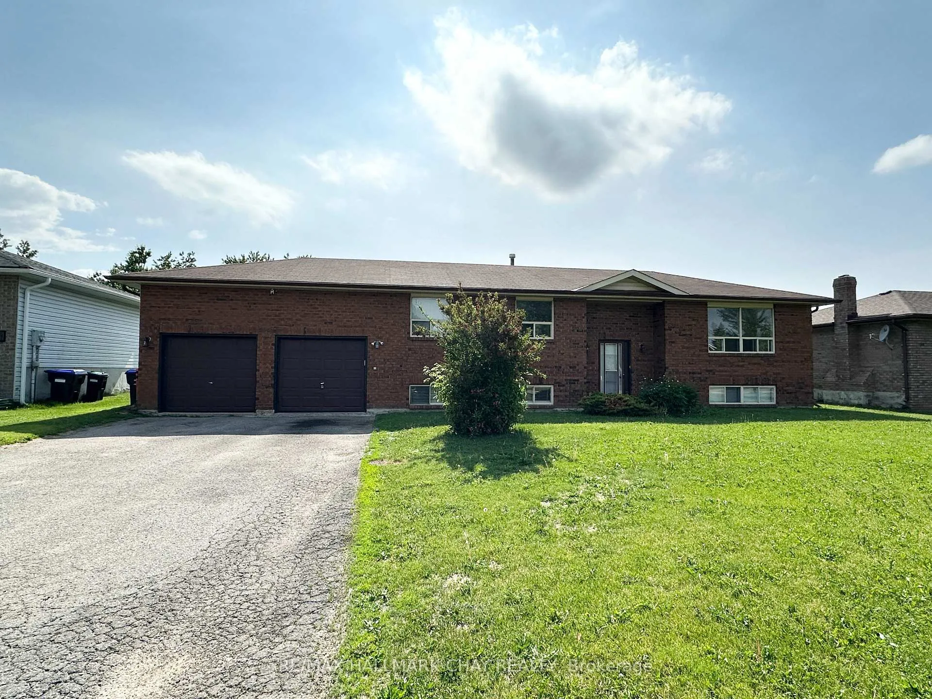 Front of 2047 Chantler Street