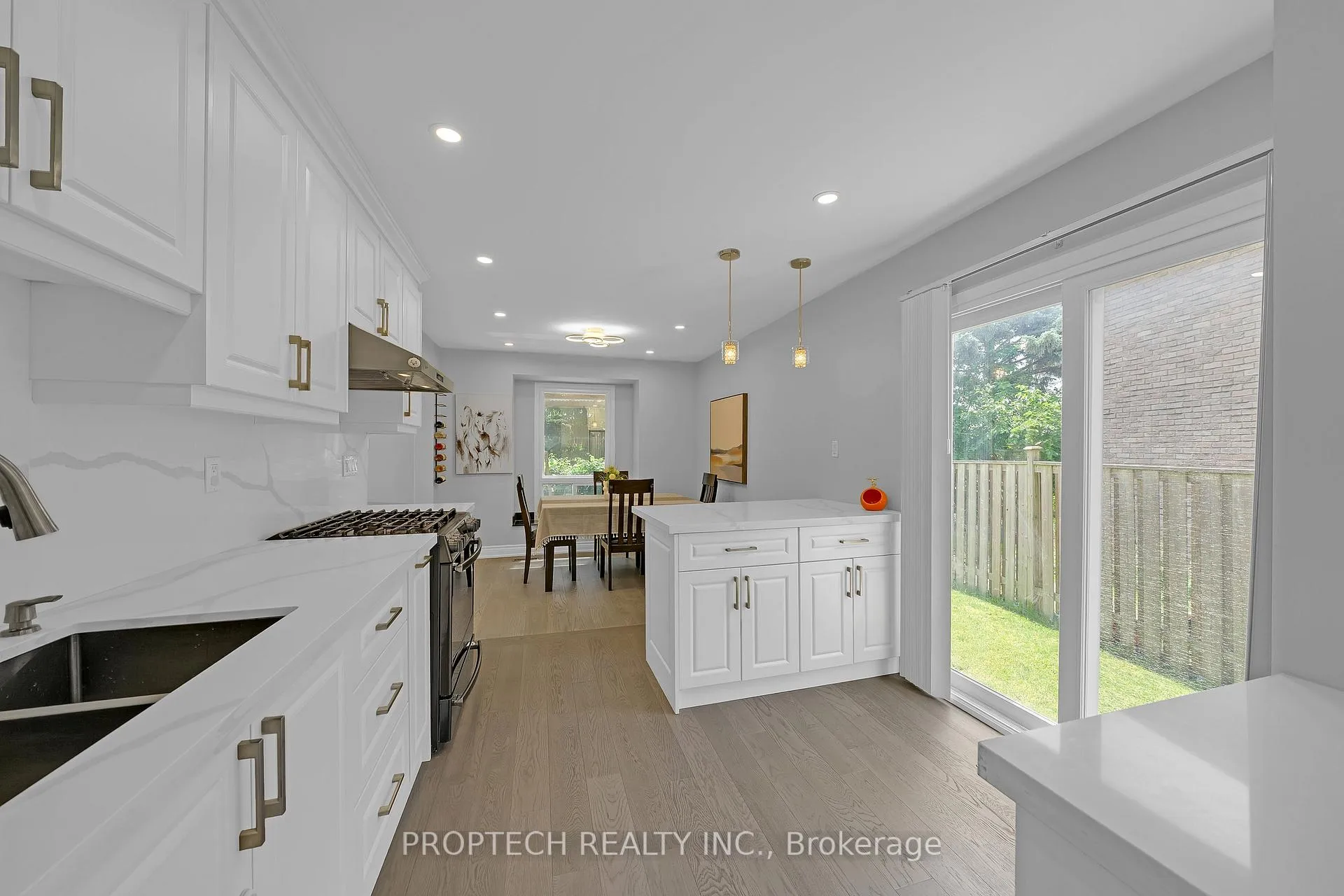 Photo 12 of 19 Clydesdale Road, Markham, Milliken Mills West — HOMEH