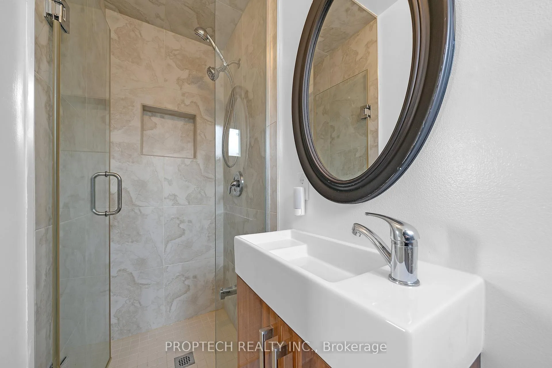 Photo 20 of 19 Clydesdale Road, Markham, Milliken Mills West — HOMEH