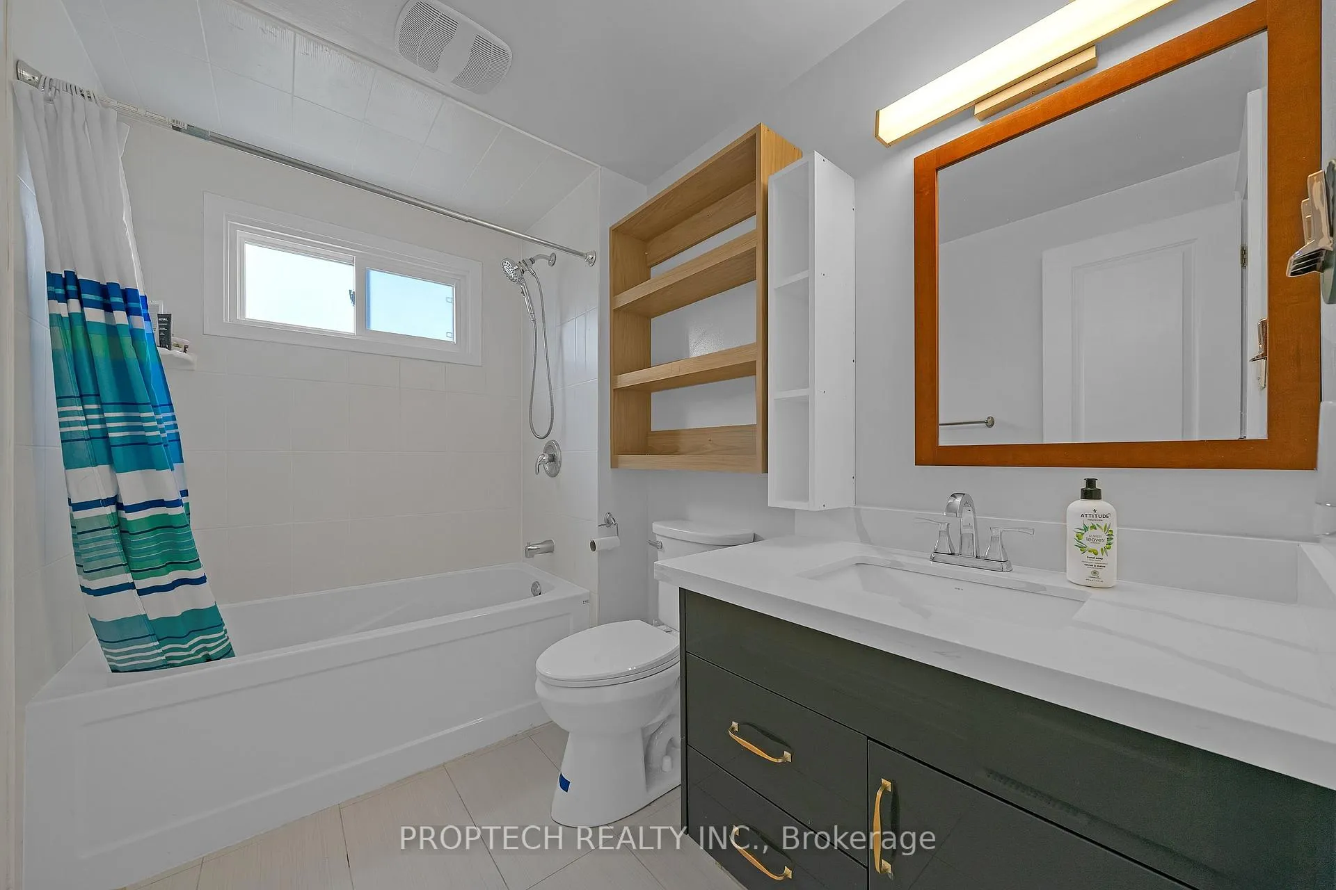 Photo 23 of 19 Clydesdale Road, Markham, Milliken Mills West — HOMEH