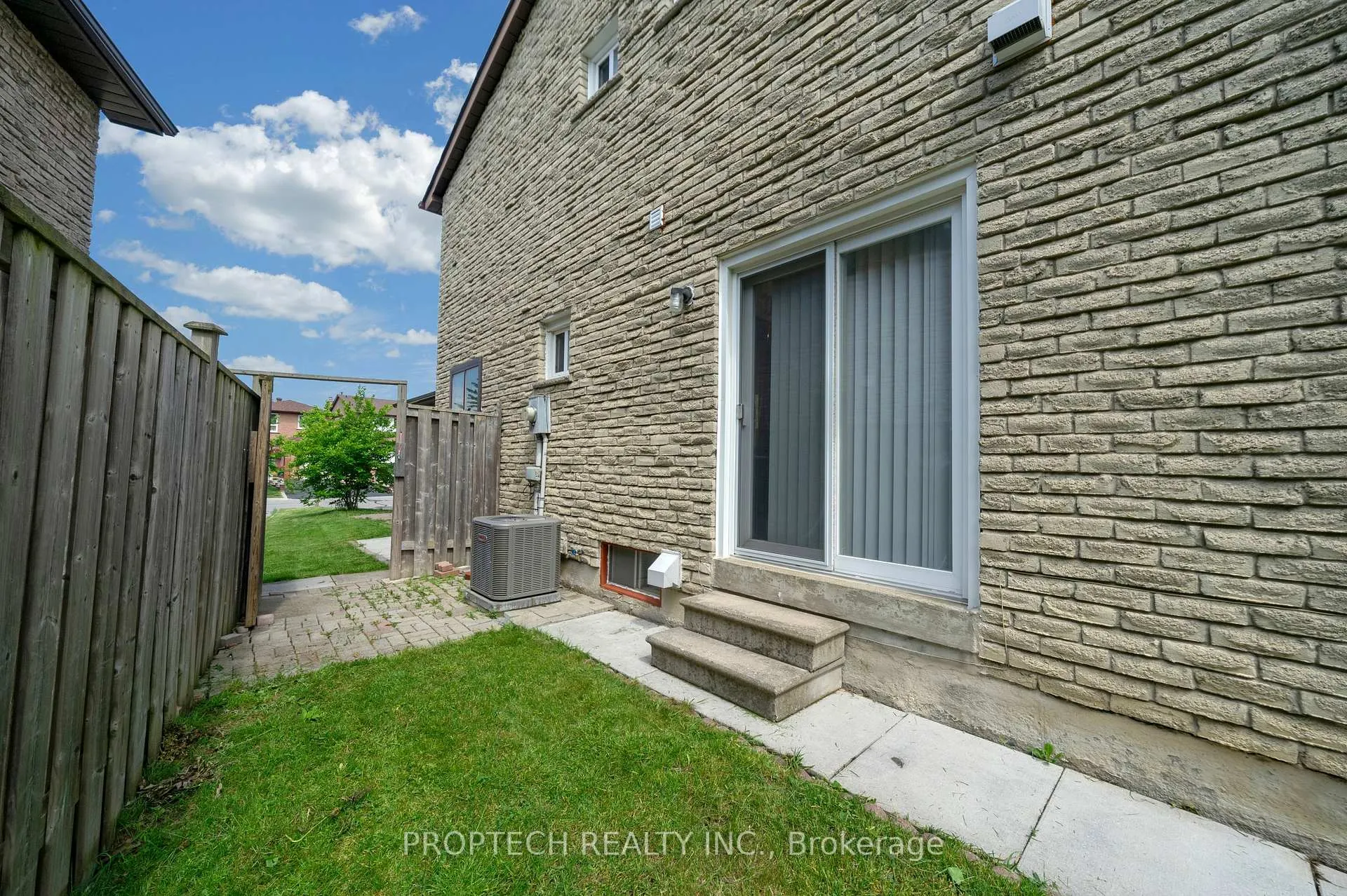 Photo 30 of 19 Clydesdale Road, Markham, Milliken Mills West — HOMEH
