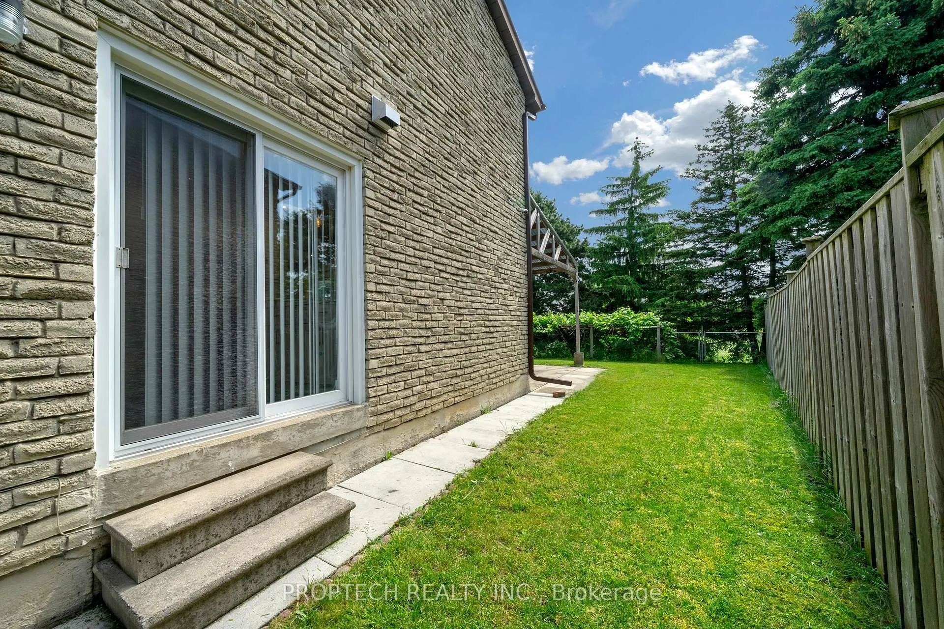 Photo 31 of 19 Clydesdale Road, Markham, Milliken Mills West — HOMEH