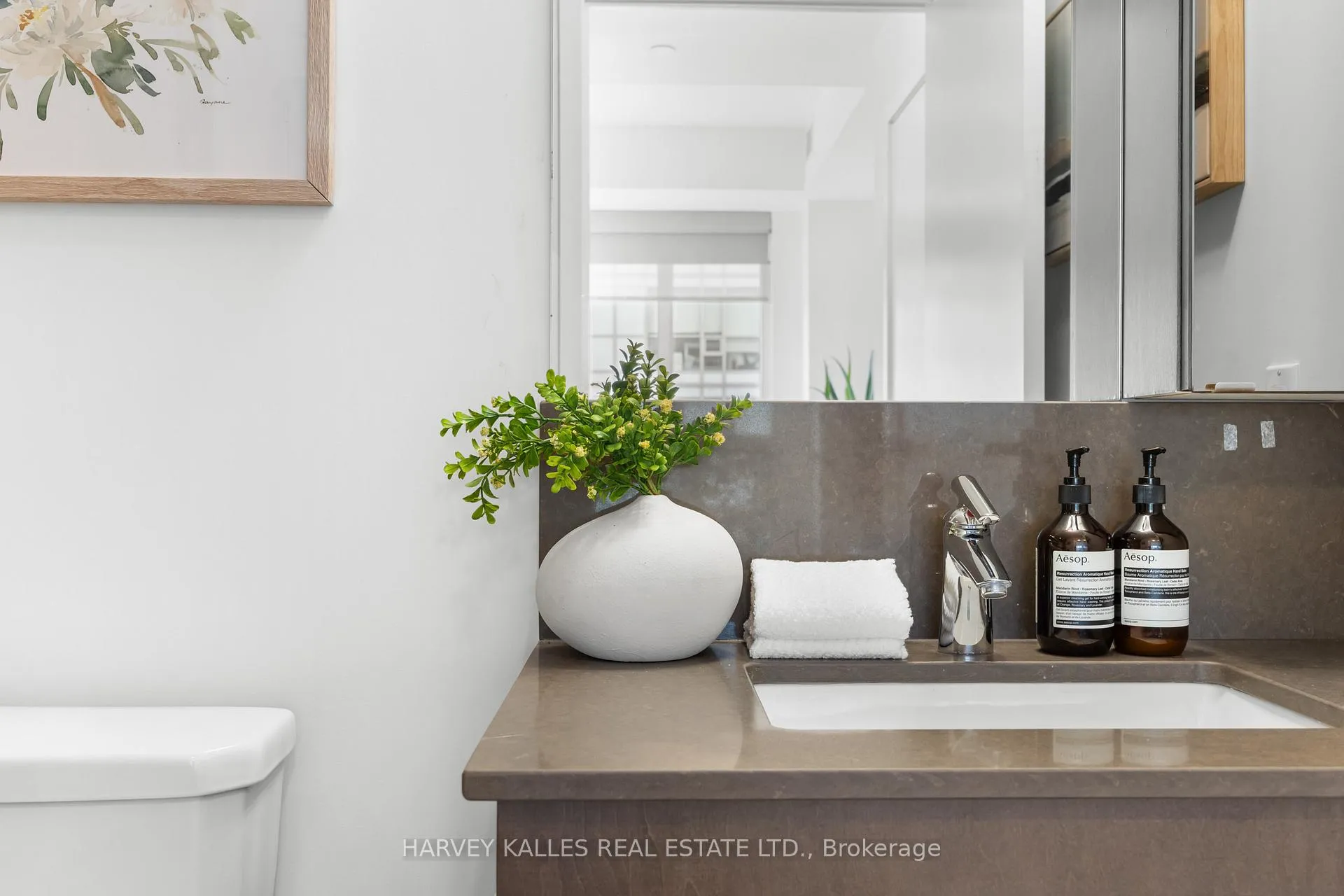 Photo 12 of Unit 2820, 98 Lillian Street, Toronto, Mount Pleasant West — HOMEH