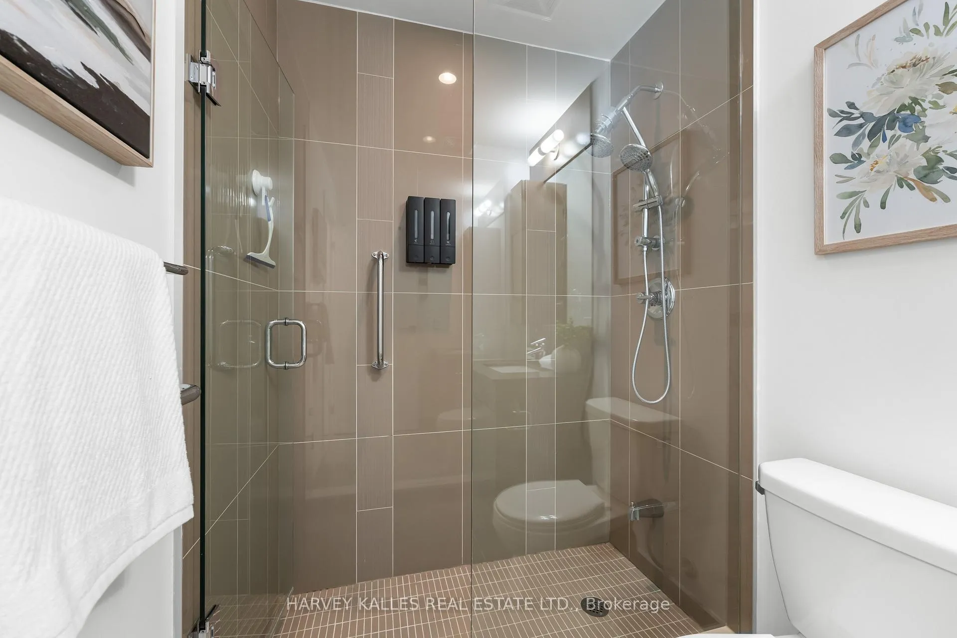 Photo 13 of Unit 2820, 98 Lillian Street, Toronto, Mount Pleasant West — HOMEH