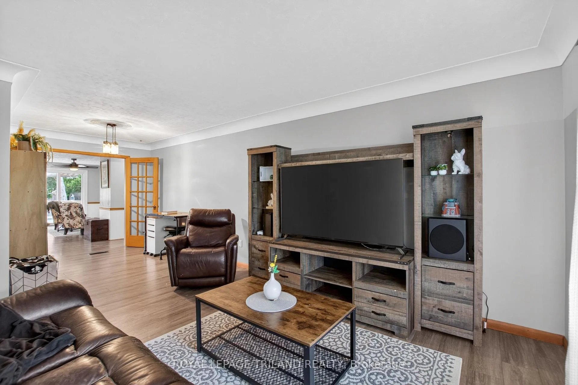 Photo 6 of 279 Forest Avenue, St. Thomas — HOMEH