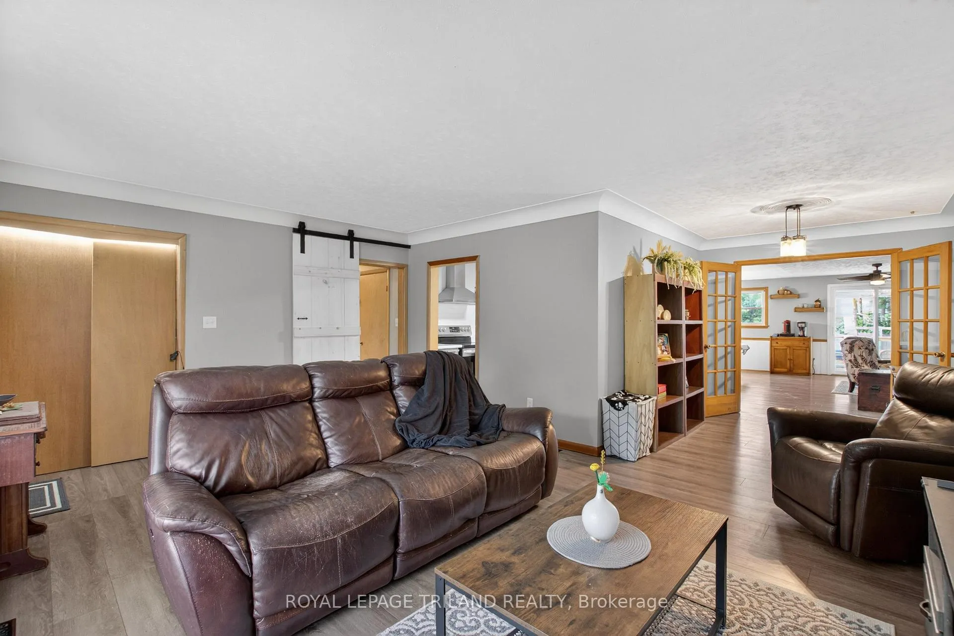 Photo 9 of 279 Forest Avenue, St. Thomas — HOMEH