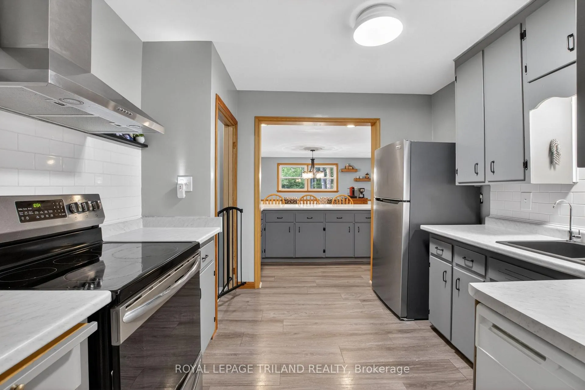 Photo 15 of 279 Forest Avenue, St. Thomas — HOMEH