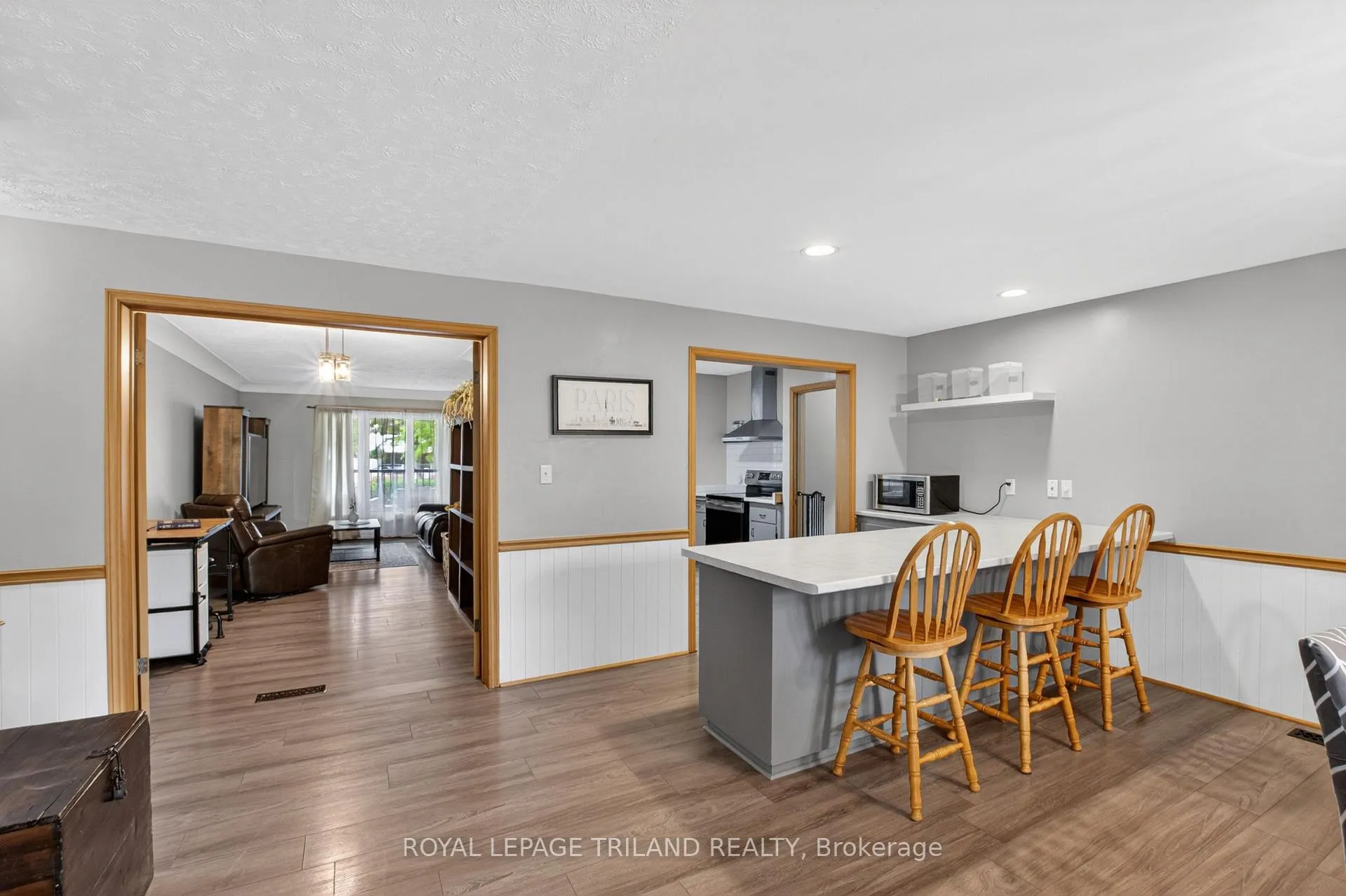Photo 20 of 279 Forest Avenue, St. Thomas — HOMEH