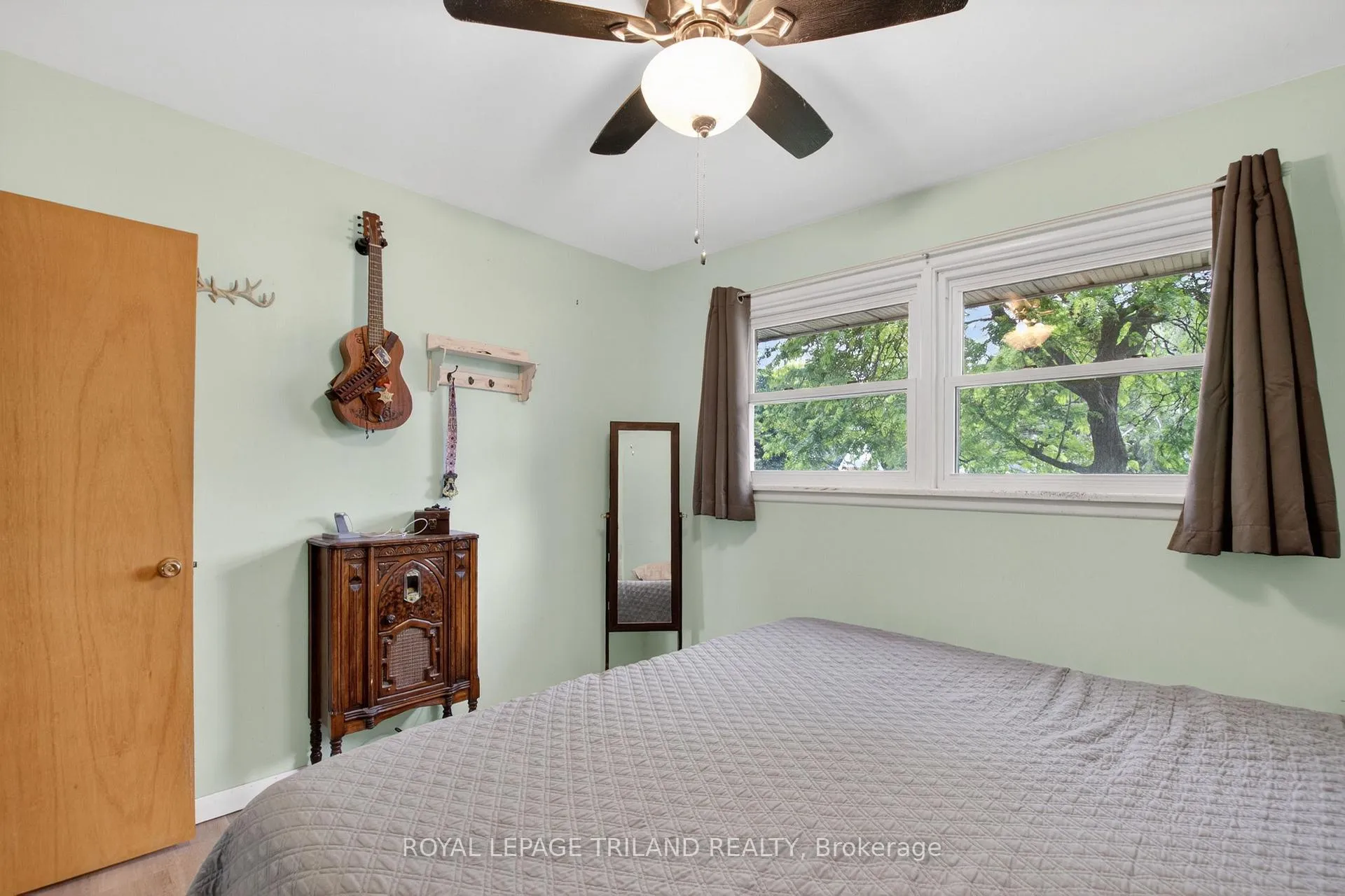 Photo 33 of 279 Forest Avenue, St. Thomas — HOMEH