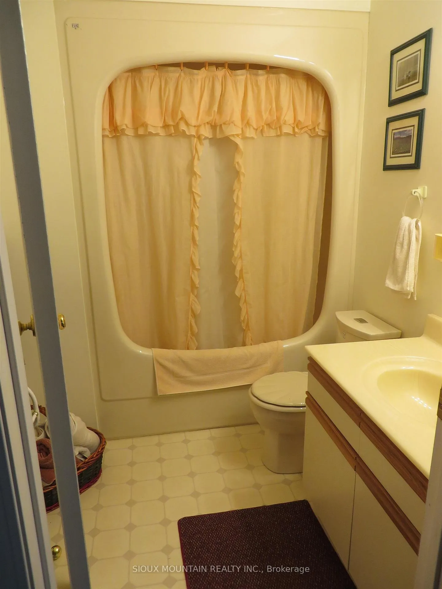 Photo 16 of 141 Forest Drive, Sioux Lookout — HOMEH