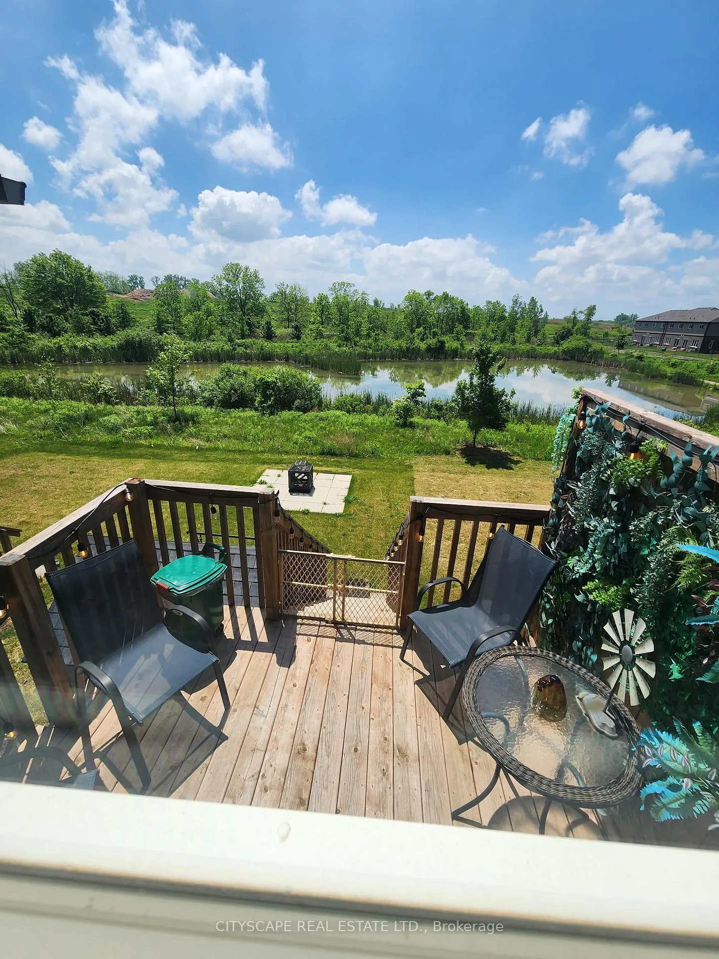 Photo 3 of 27 Lamb Crescent, Thorold, Hurricane/Merrittville — HOMEH