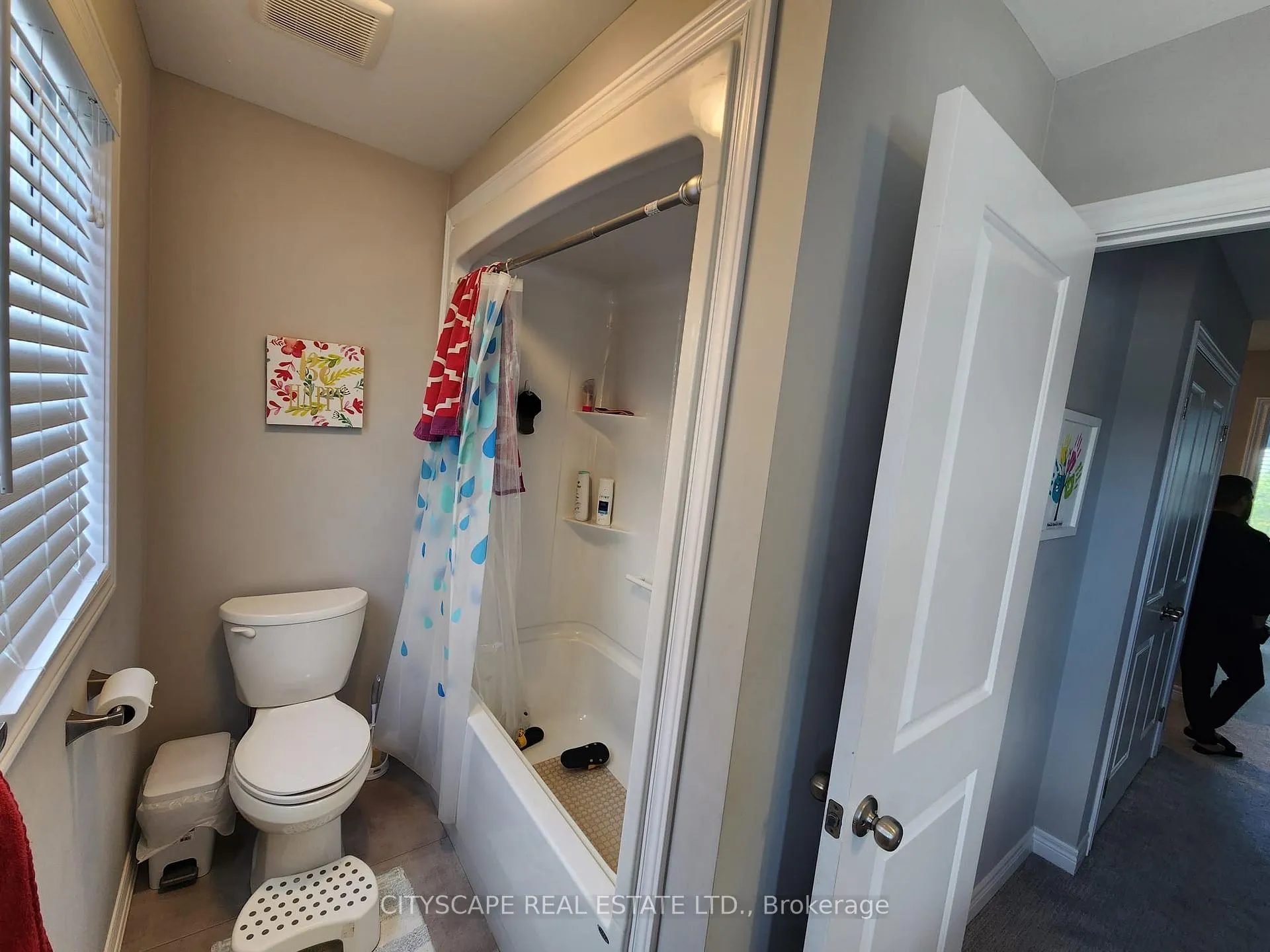 Photo 4 of 27 Lamb Crescent, Thorold, Hurricane/Merrittville — HOMEH
