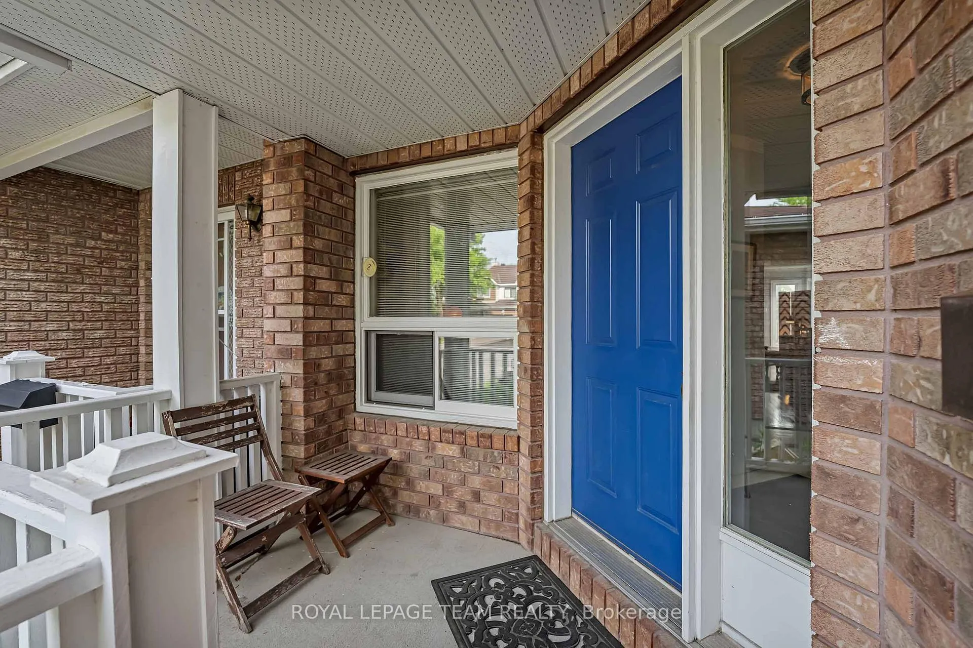Photo 4 of 23 Roblyn Way, Ottawa, Barrhaven East — HOMEH