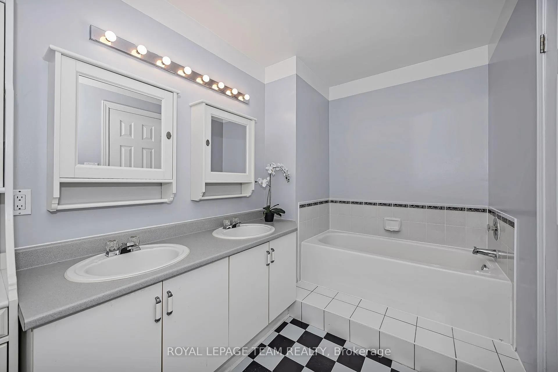 Photo 25 of 23 Roblyn Way, Ottawa, Barrhaven East — HOMEH