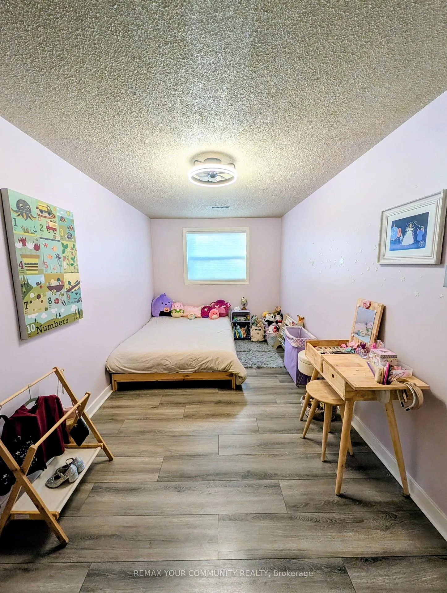 Photo 11 of 507 Pineview Gardens, Shelburne — HOMEH