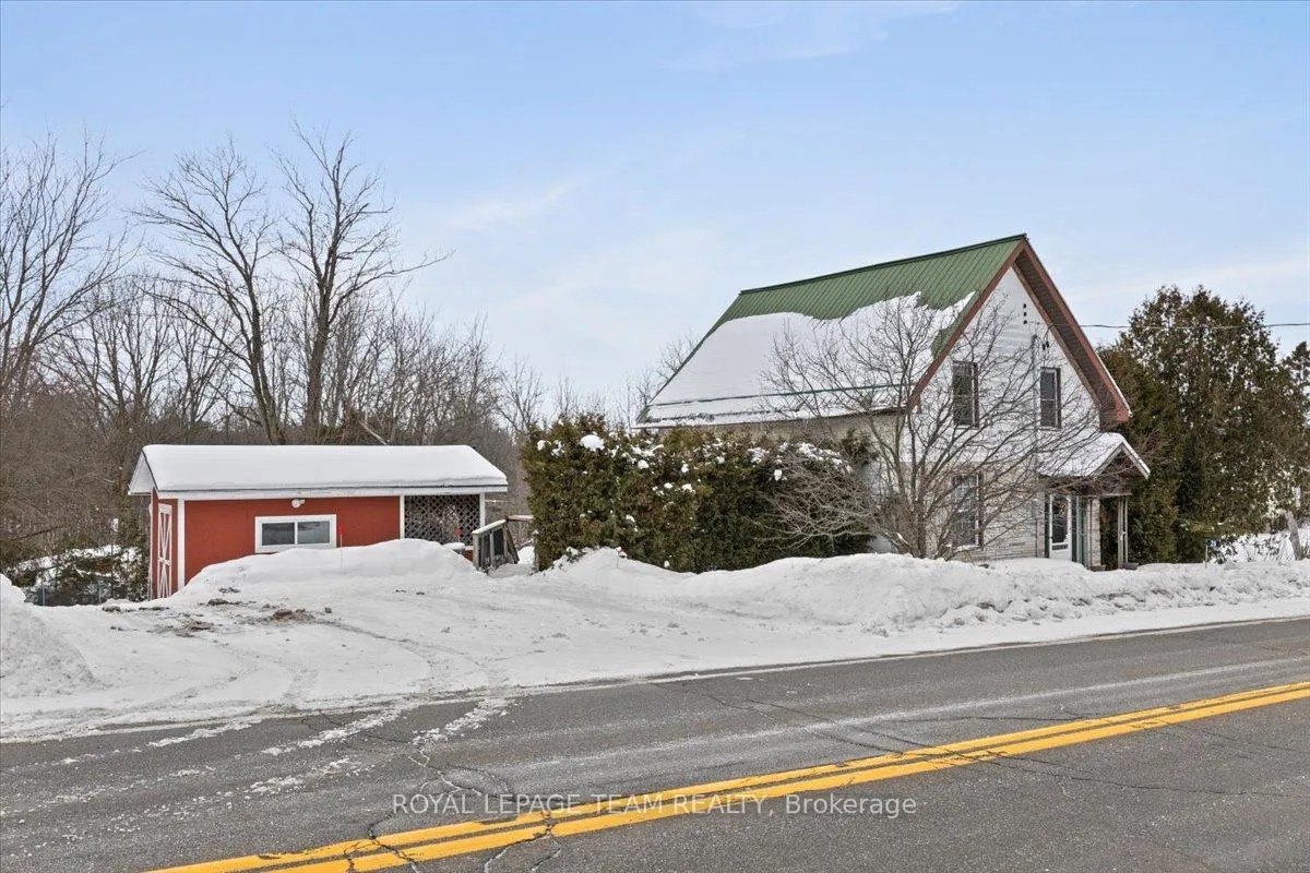 Photo 2 of 28 Perth Street, Elizabethtown-Kitley, Elizabethtown Kitley (Old Kitley) Twp — HOMEH