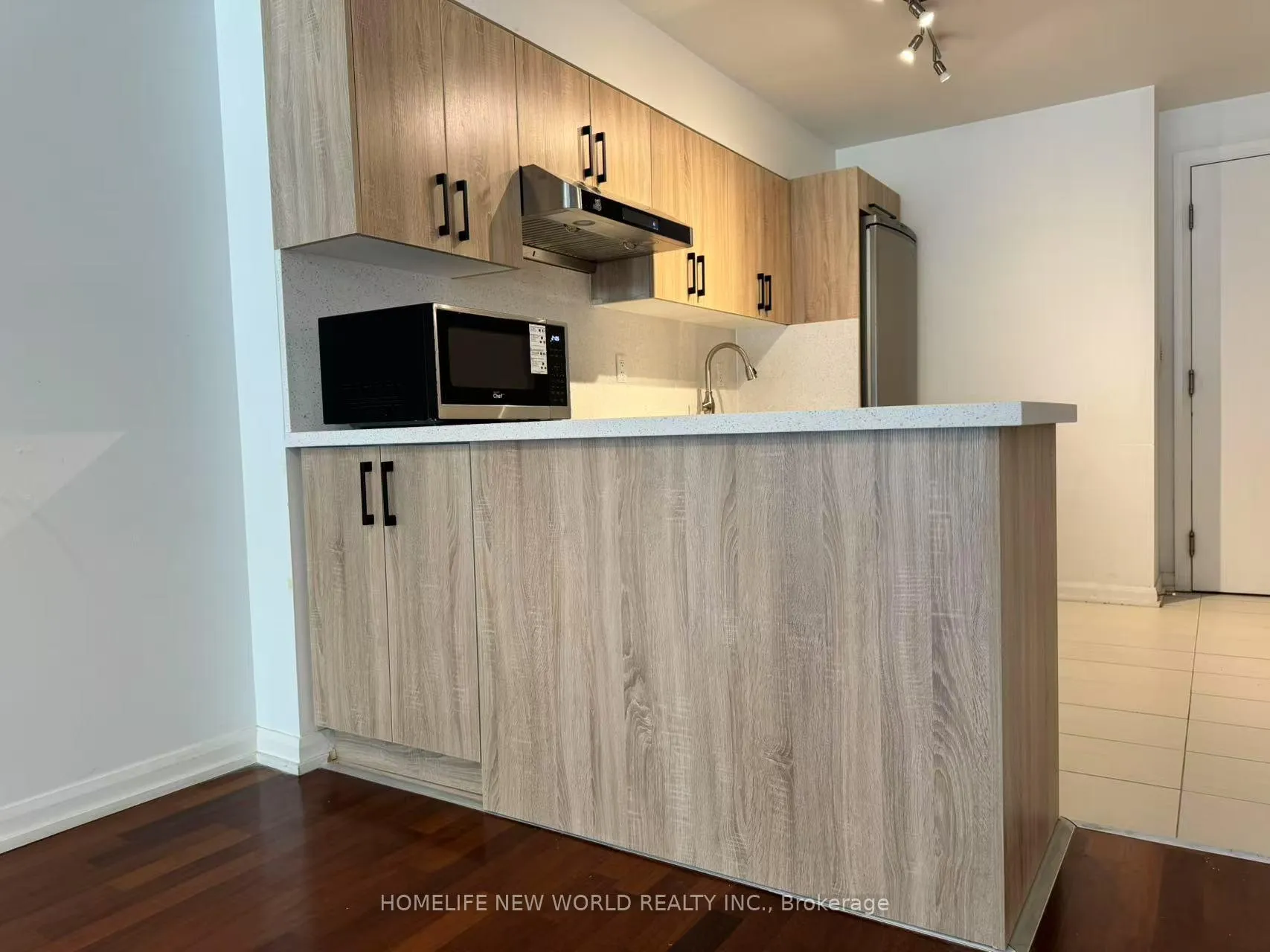 Photo 6 of Unit 333, 111 Elizabeth Street E, Toronto, Bay Street Corridor — HOMEH