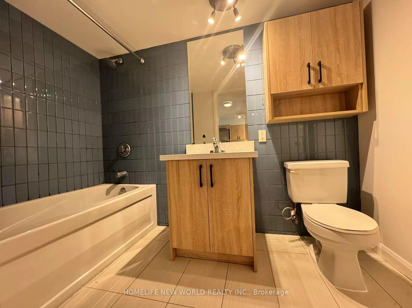 Photo 9 of Unit 333, 111 Elizabeth Street E, Toronto, Bay Street Corridor — HOMEH