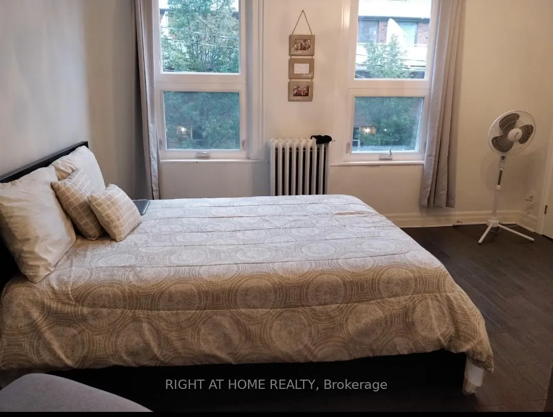 Photo 3 of Unit 2, 104 Bleecker Street, Toronto, Cabbagetown-South St. James Town — HOMEH
