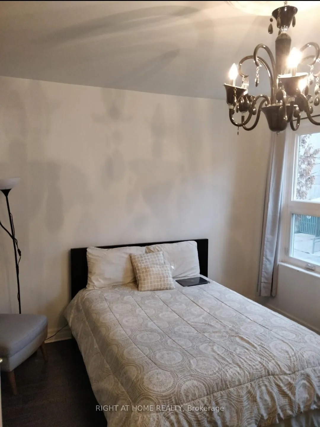 Photo 4 of Unit 2, 104 Bleecker Street, Toronto, Cabbagetown-South St. James Town — HOMEH