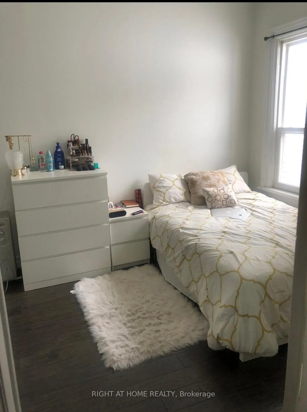 Photo 6 of Unit 2, 104 Bleecker Street, Toronto, Cabbagetown-South St. James Town — HOMEH