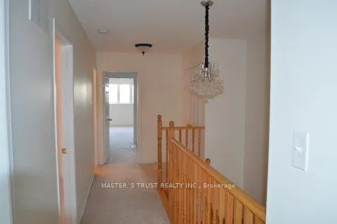Photo 12 of 15 Big Hill Crescent, Vaughan, Patterson — HOMEH