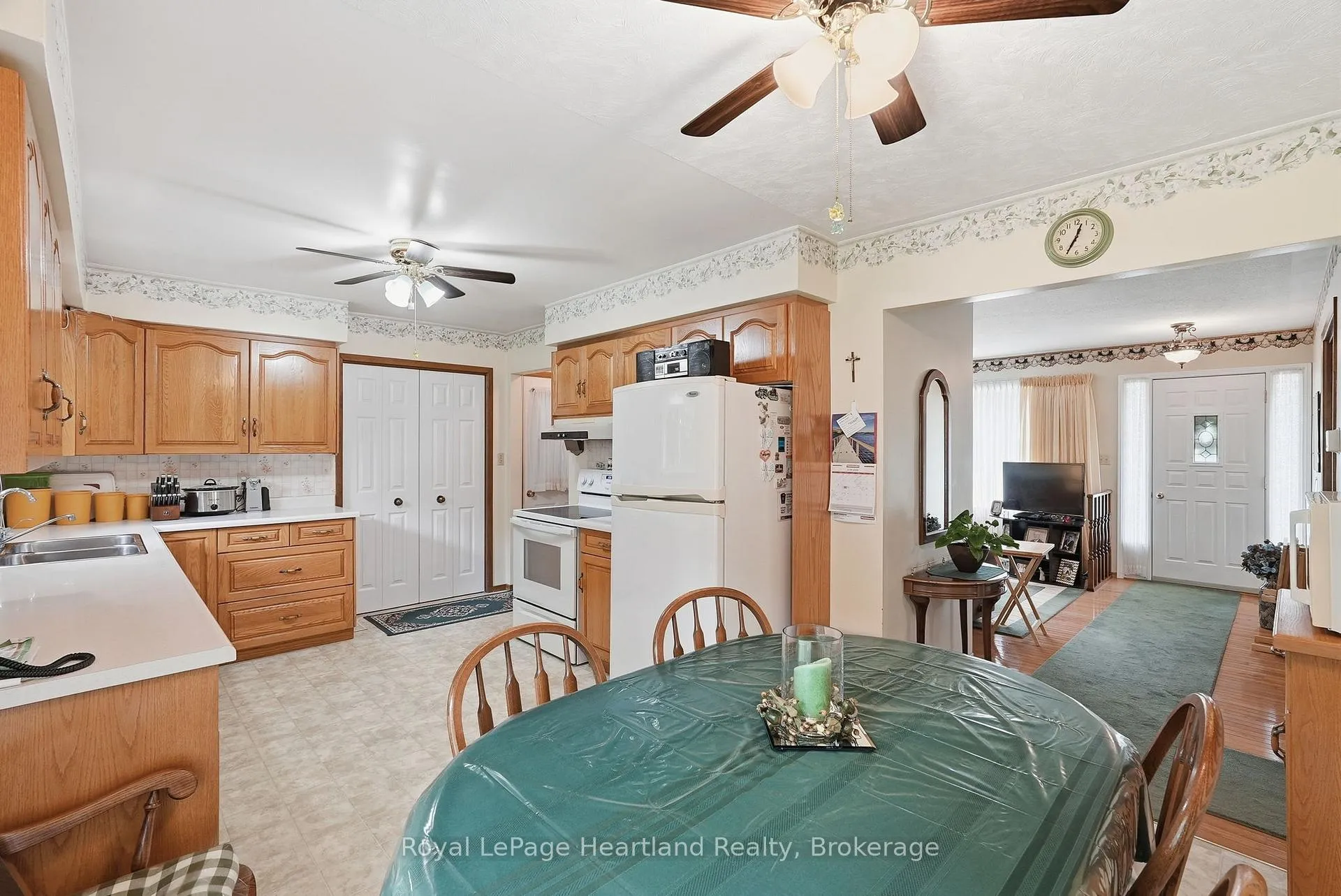 Photo 10 of 265 Thomas Street, Brockton — HOMEH