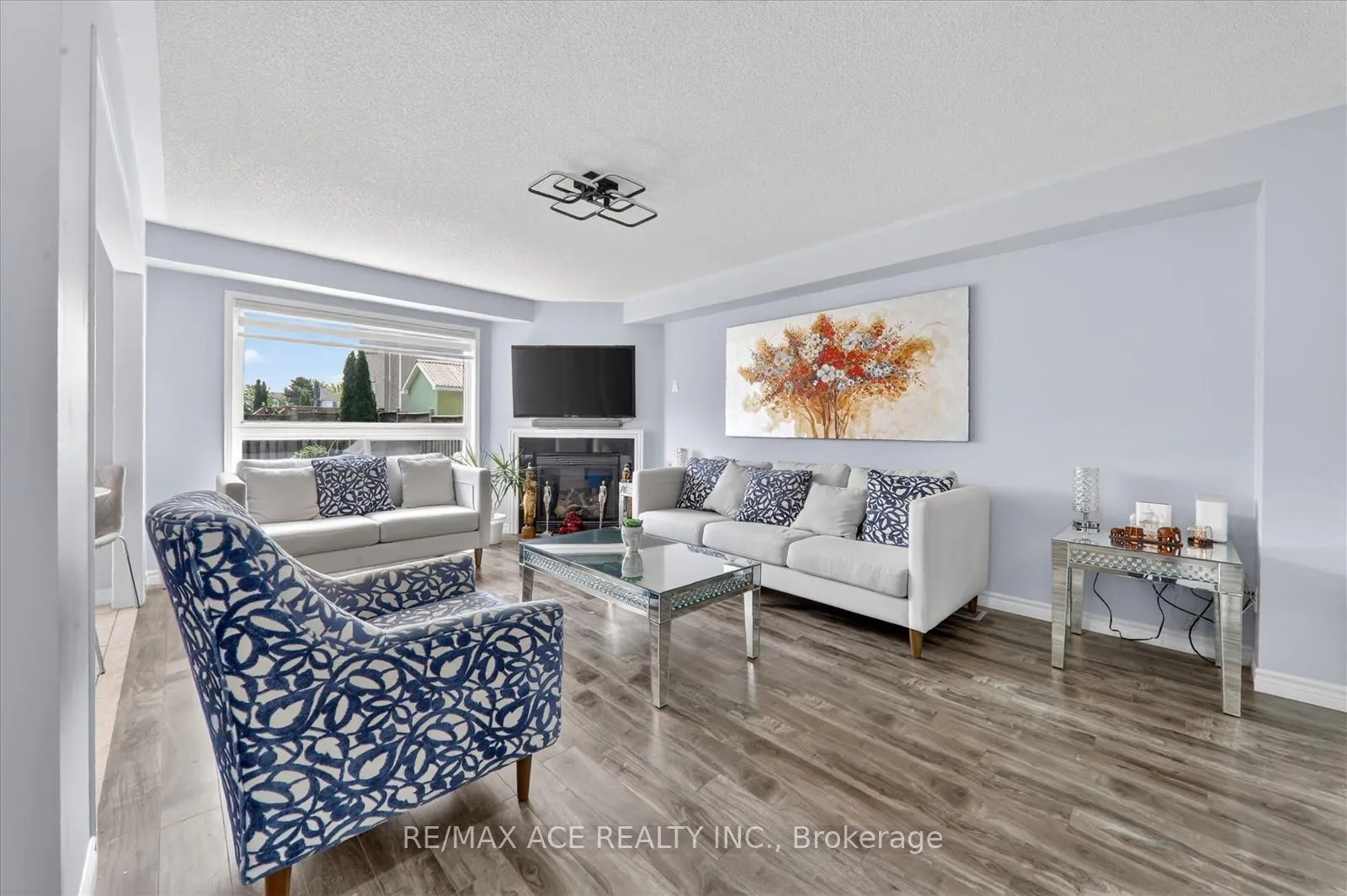 Photo 9 of 56 Unsworth Crescent, Ajax, Northwest Ajax — HOMEH