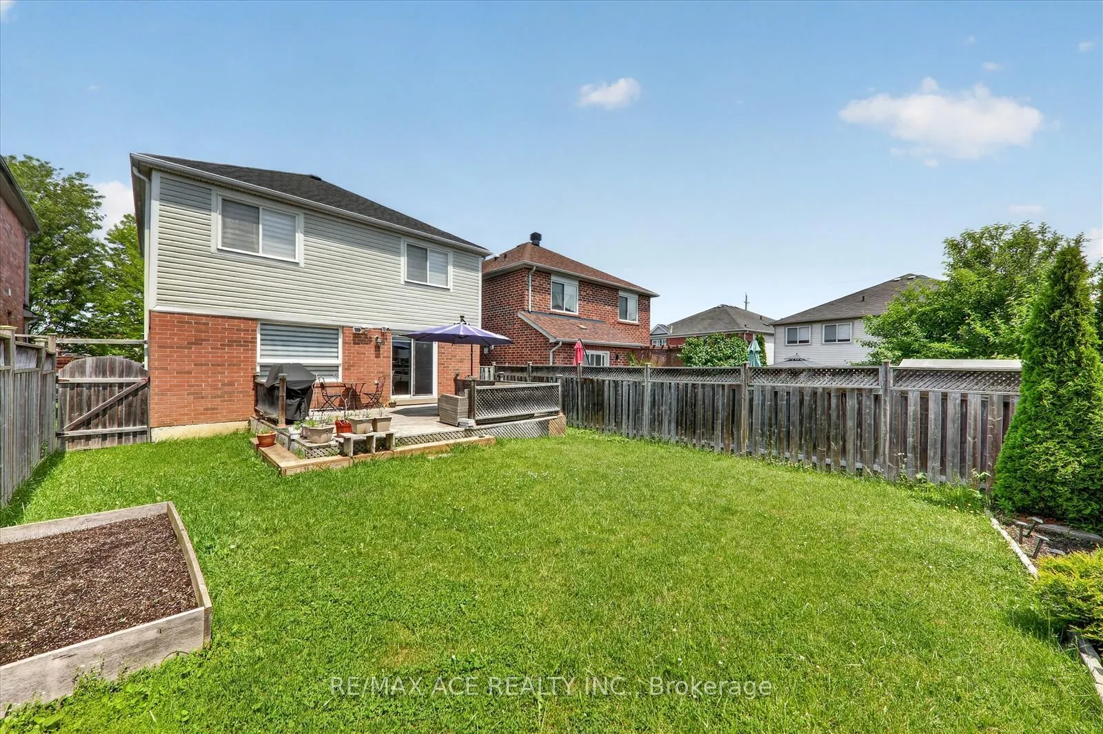 Photo 35 of 56 Unsworth Crescent, Ajax, Northwest Ajax — HOMEH