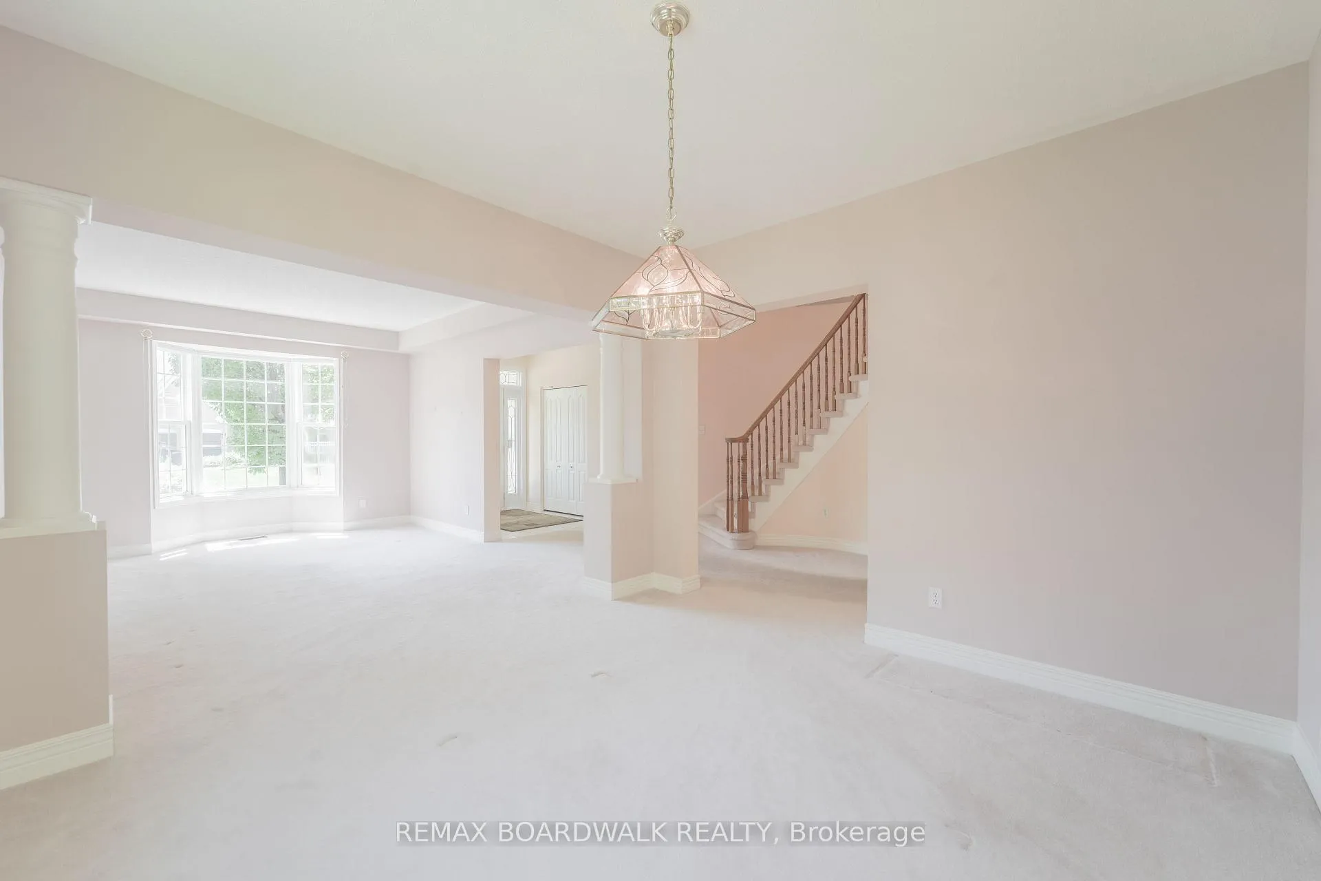 Photo 10 of 57 Mattawa Crescent, Ottawa, Kanata - Bridlewood — HOMEH