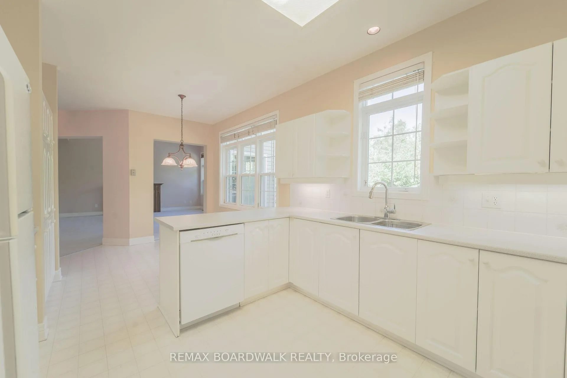 Photo 12 of 57 Mattawa Crescent, Ottawa, Kanata - Bridlewood — HOMEH