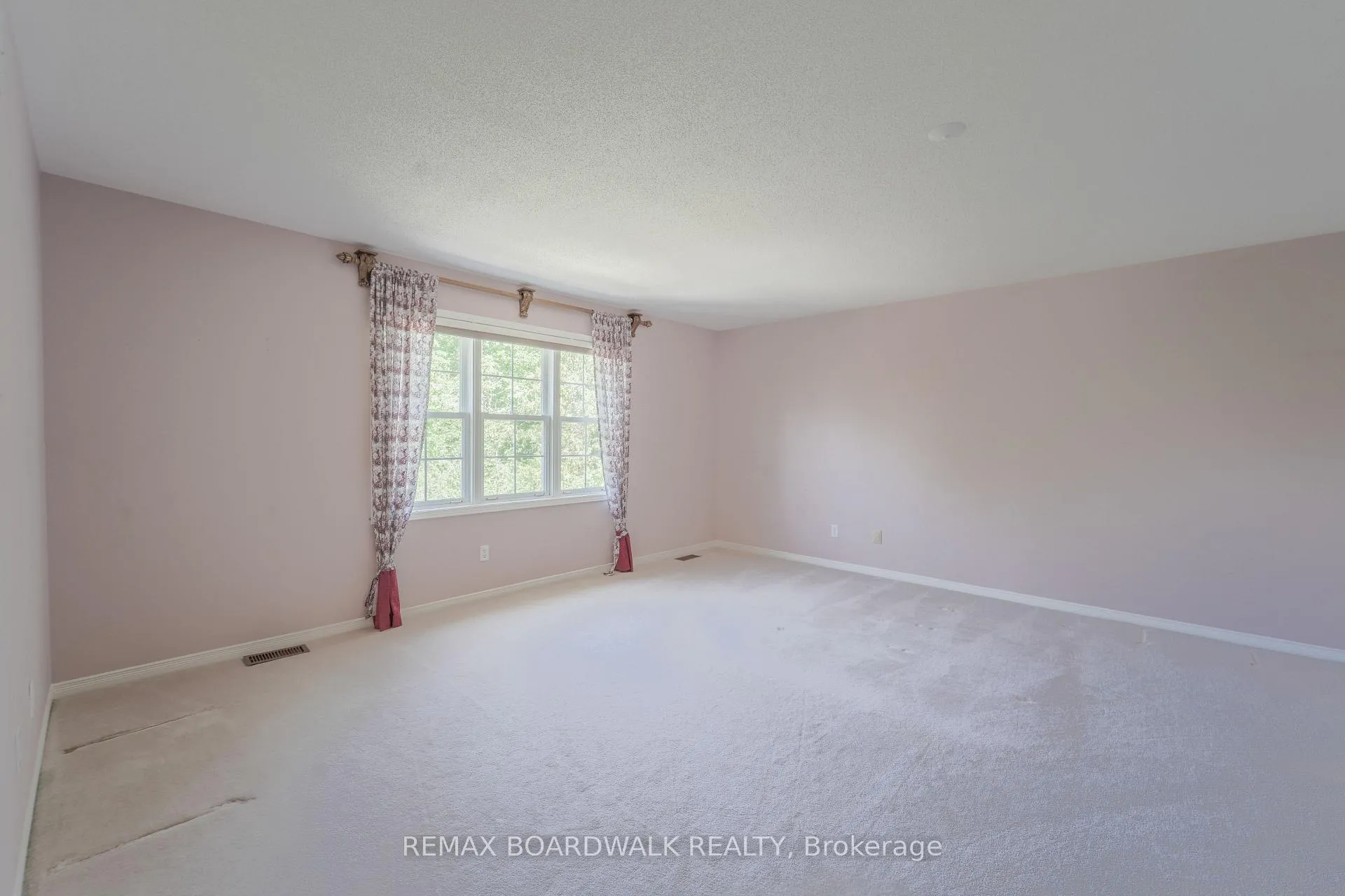 Photo 21 of 57 Mattawa Crescent, Ottawa, Kanata - Bridlewood — HOMEH