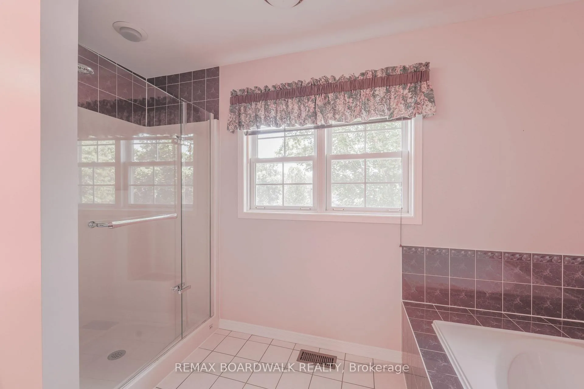 Photo 27 of 57 Mattawa Crescent, Ottawa, Kanata - Bridlewood — HOMEH