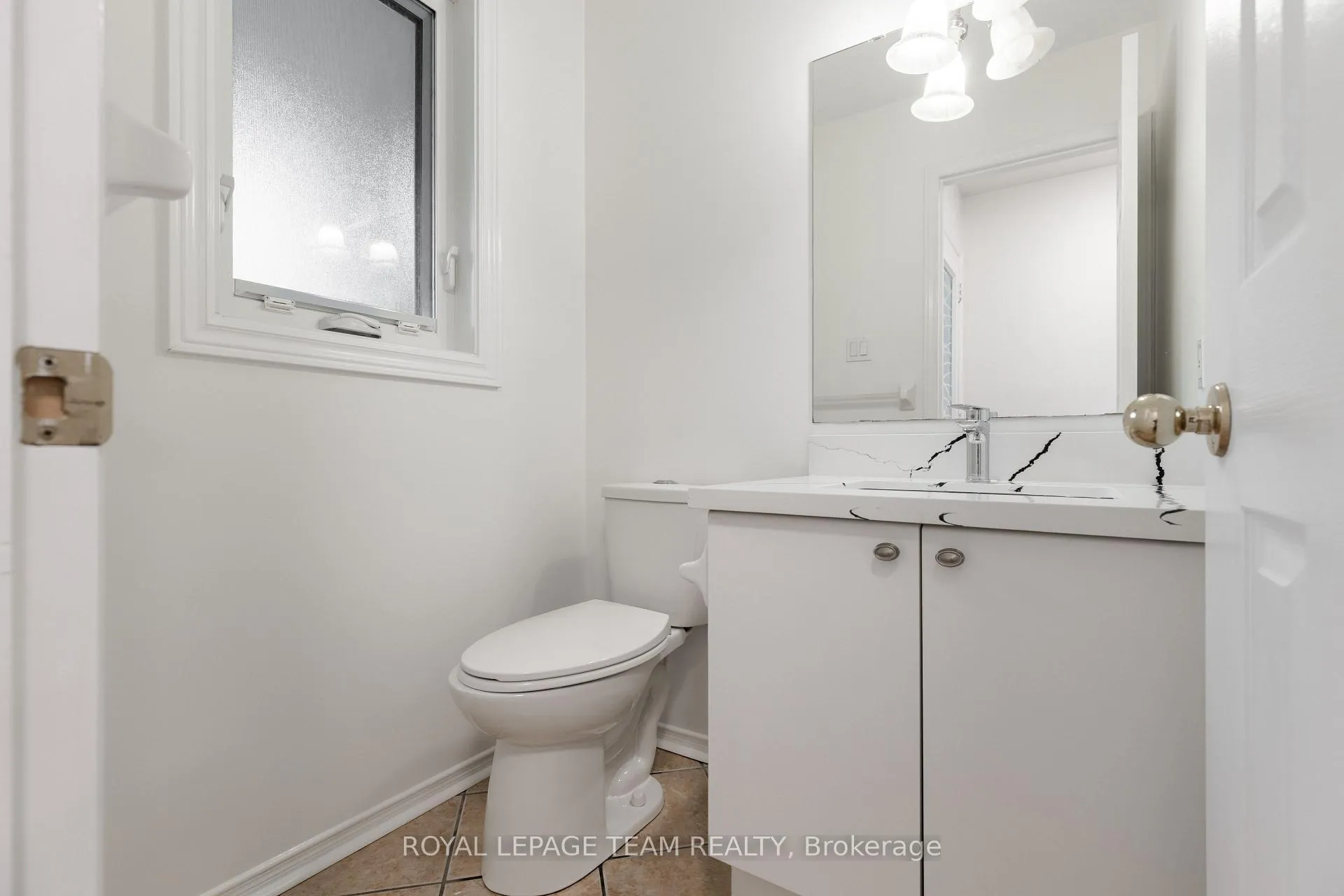 Photo 22 of 90 Blackdome Crescent, Ottawa, Kanata - Kanata Lakes/Heritage Hills — HOMEH