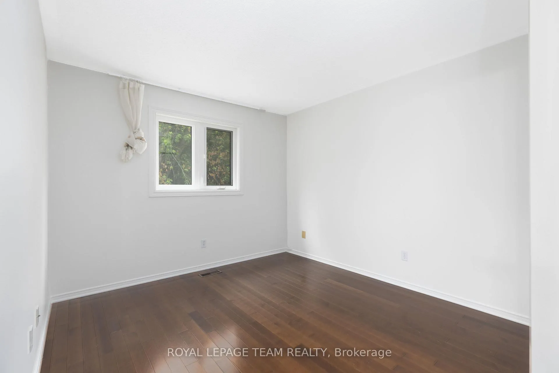 Photo 30 of 90 Blackdome Crescent, Ottawa, Kanata - Kanata Lakes/Heritage Hills — HOMEH