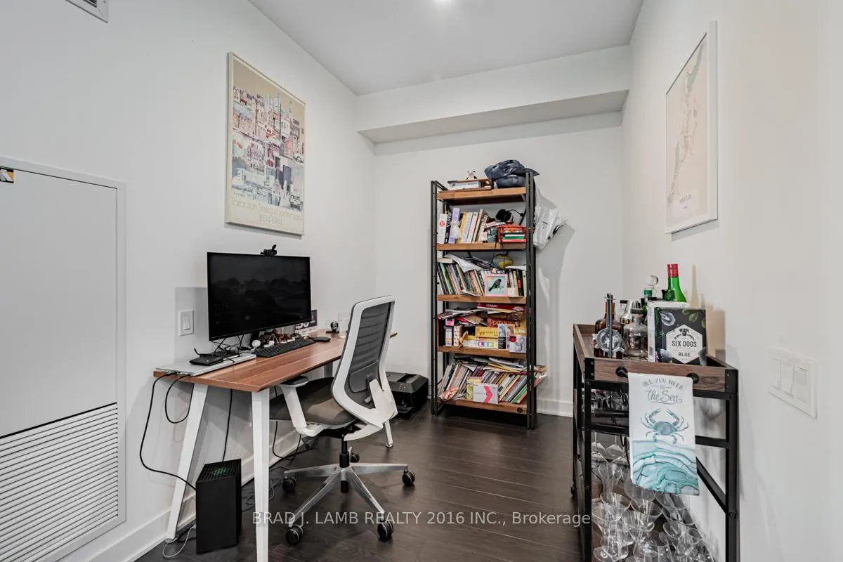 Photo 5 of Unit 3208, 19 Bathurst Street, Toronto, Waterfront Communities — HOMEH