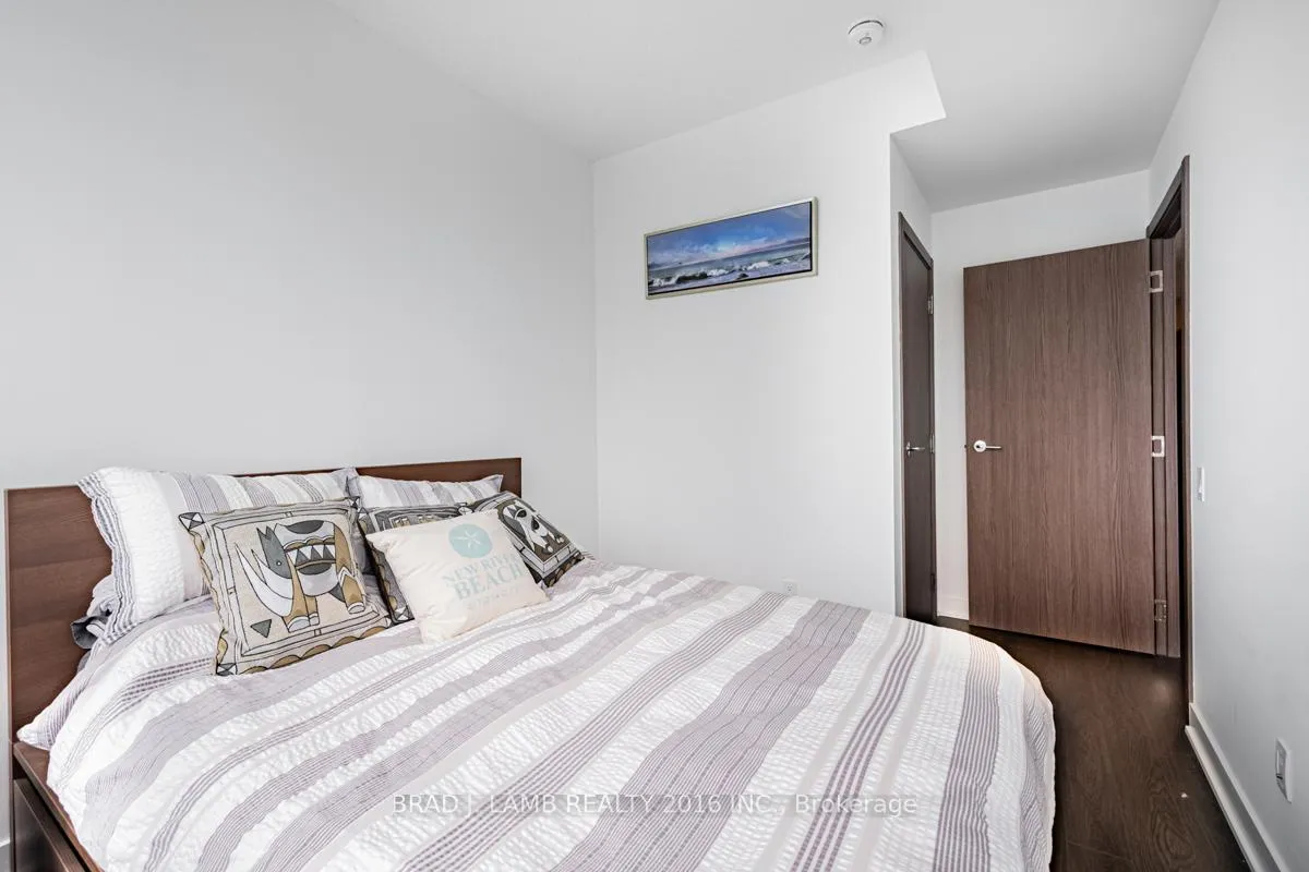 Photo 10 of Unit 3208, 19 Bathurst Street, Toronto, Waterfront Communities — HOMEH